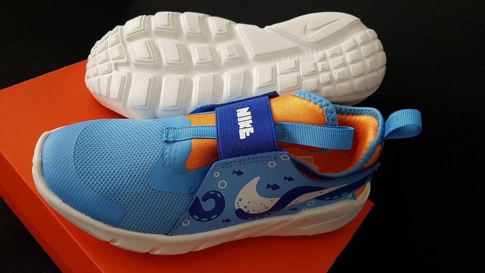 Кроссовки Nike Flex Runner 35р,оригинал.