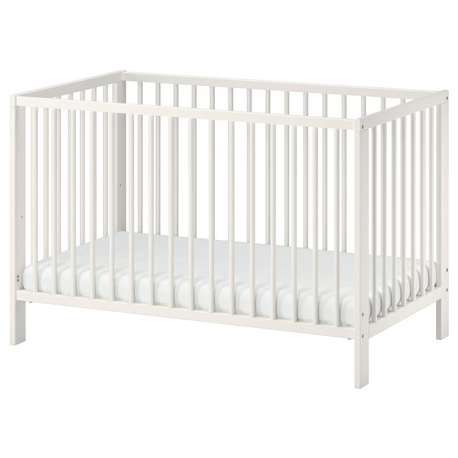 Quarto bebe (berço,muda-fraldas e guarad fatos)