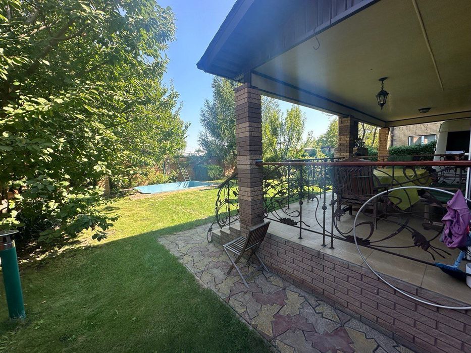 Продам Дом Кирпич Коттедж ЗОЛОТЫЕ КЛЮЧИ Слобожанское Правда