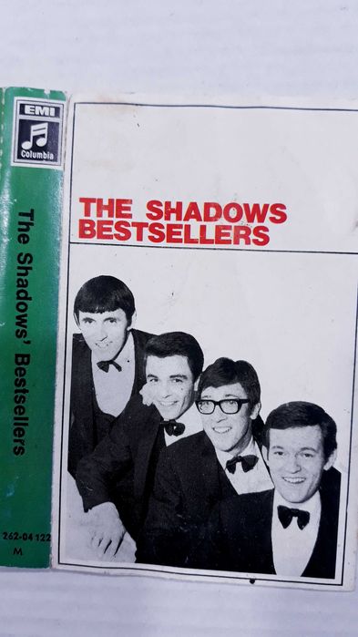 Cassete musica muito antiga.  The Shadows Bestsellers.