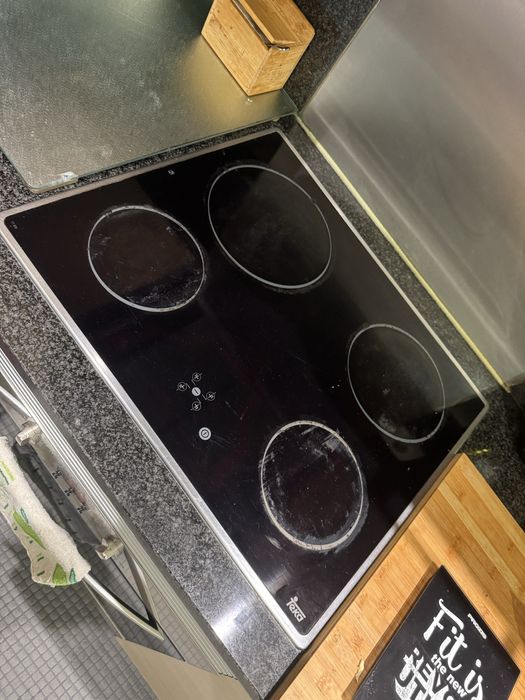 Placa vitroceramica Teka