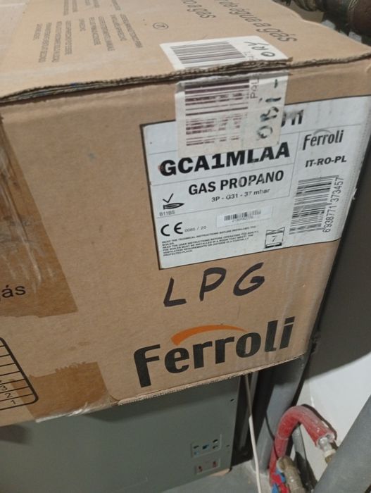 Gazowy podgrzewacz wody ferroli LPG