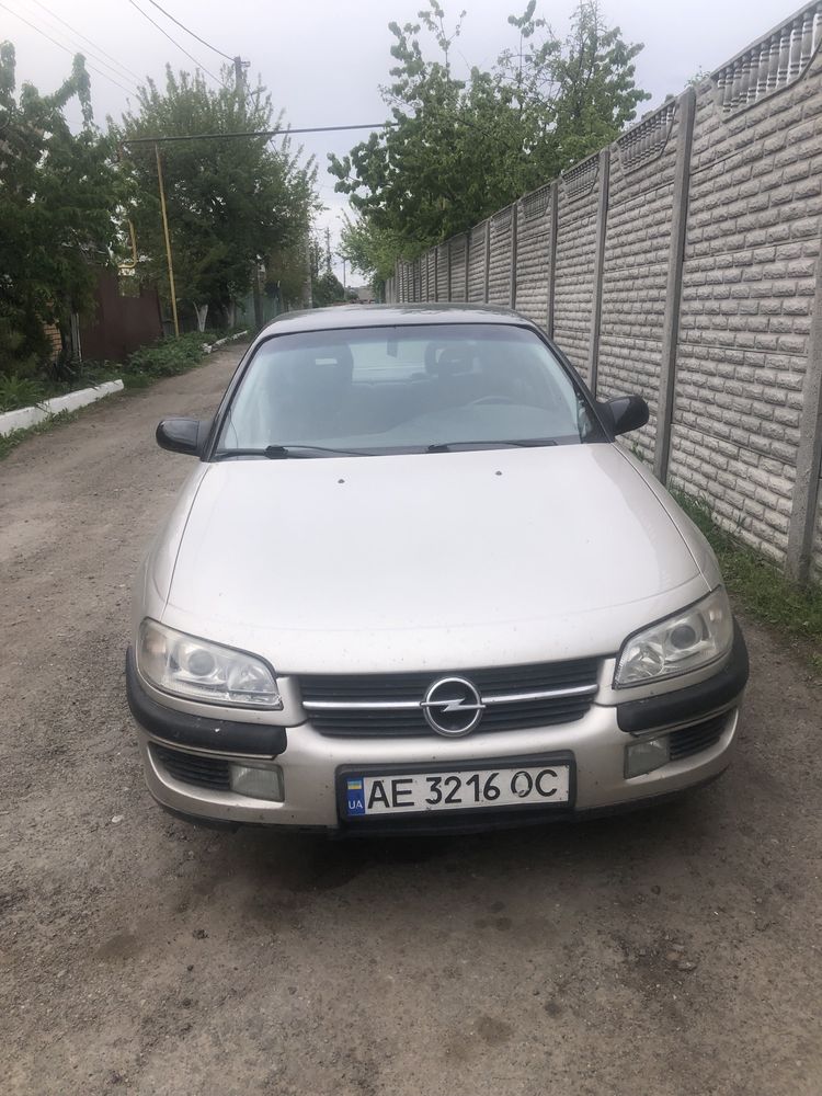 Продам Opel Omega B 1996г. по т.п.