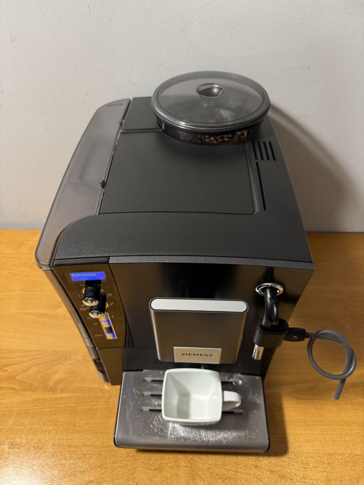 Ekspres Siemens EQ5 Macchiato Po Gruntownym Serwisie Gwarancja