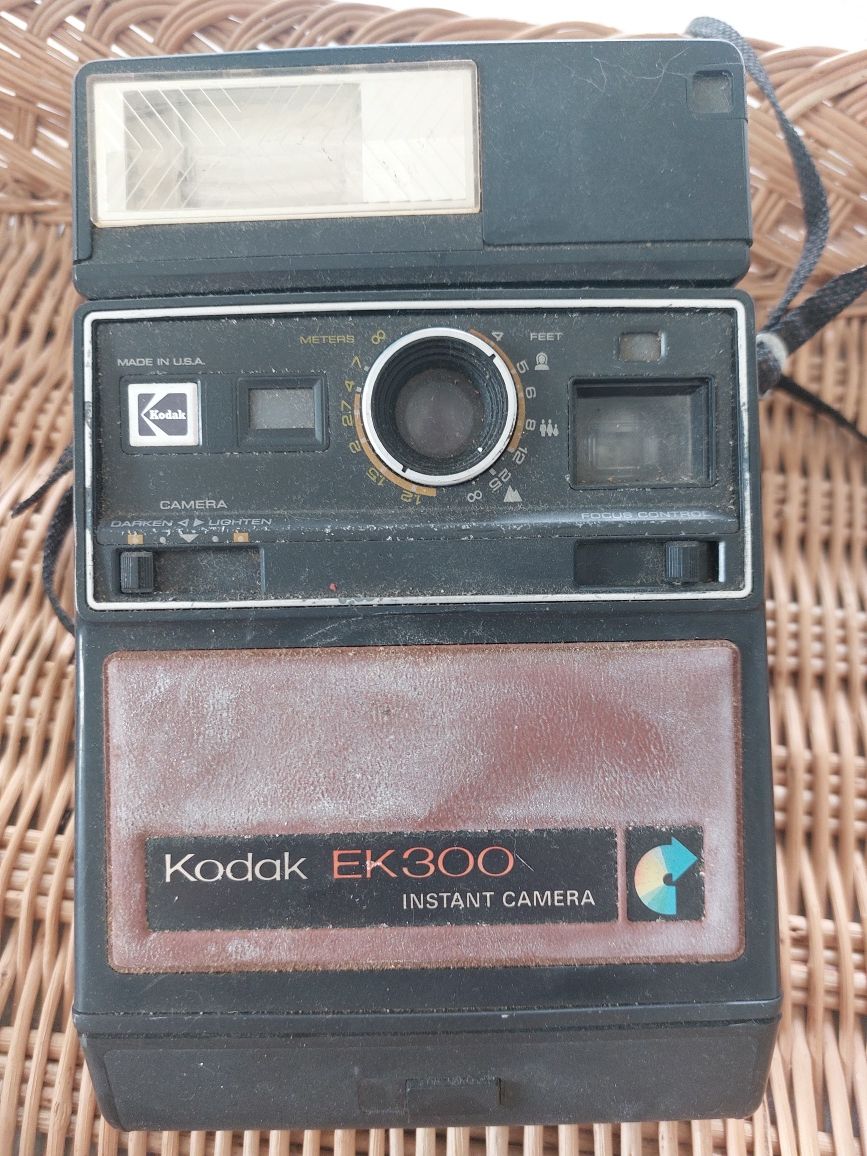 CAMARA KODAK EK300 - Instant Camera - TIPO POLAROID