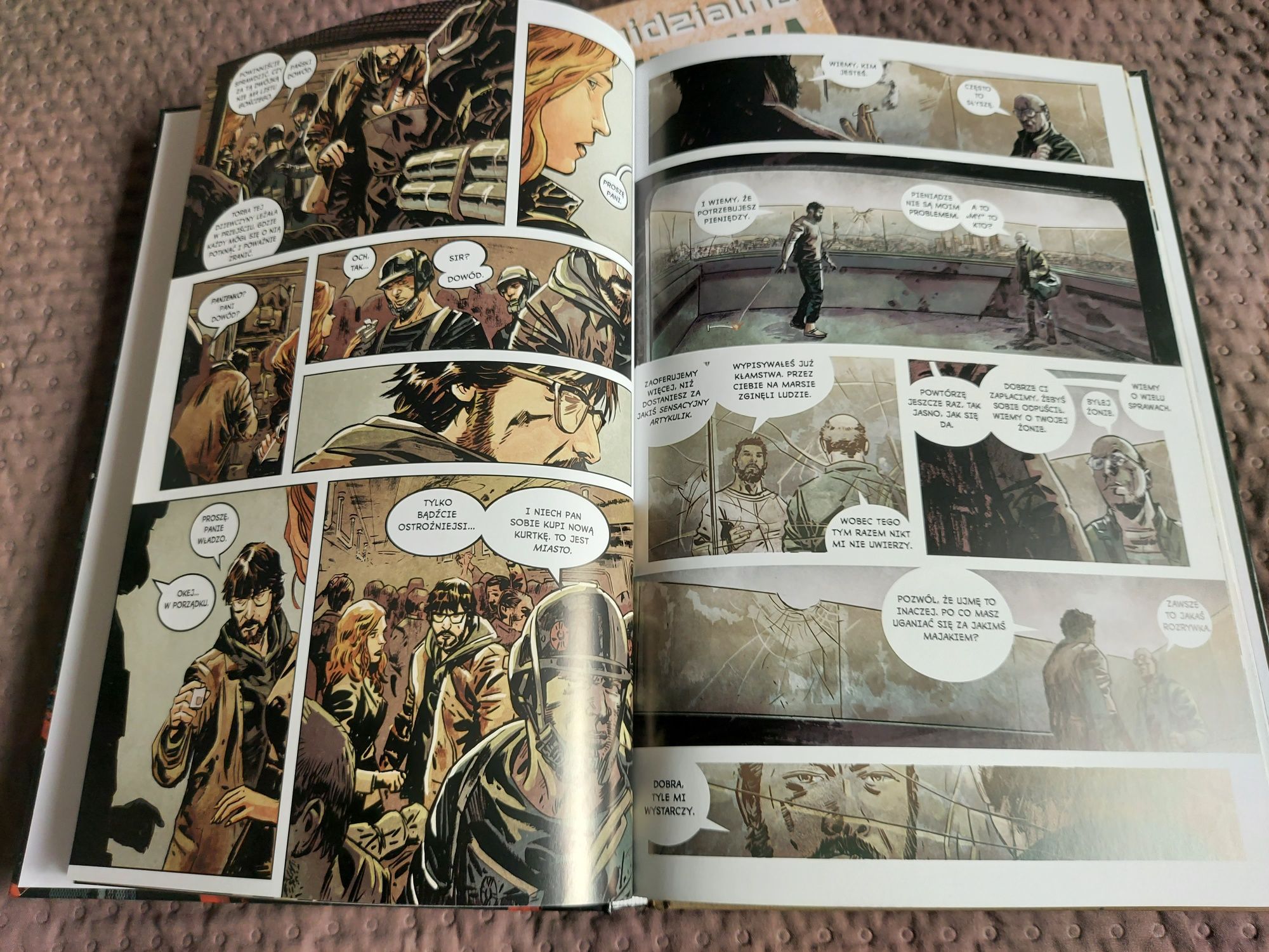 Komiks Niewidzialna Republika tom 1 - 3.