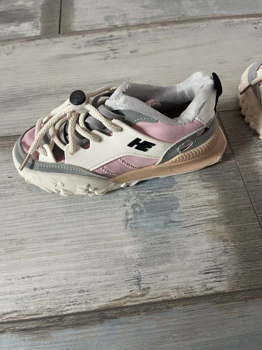 Кросівки р 29 стелька 19