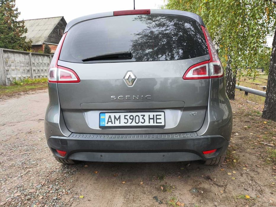 Renault Megane Scenic 2010 (Рено сценік 2010)