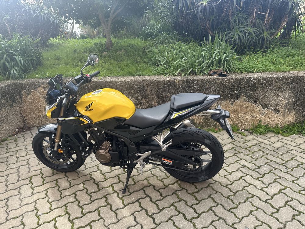 Mota Honda CB 500 F Ano 2022