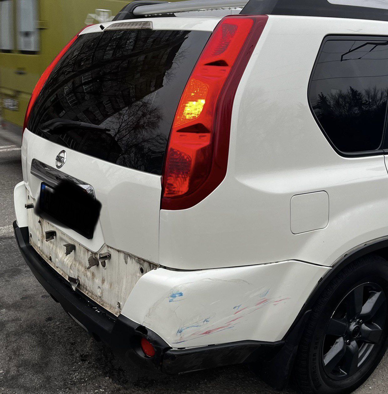 Задний бампер nissan x trail t31
