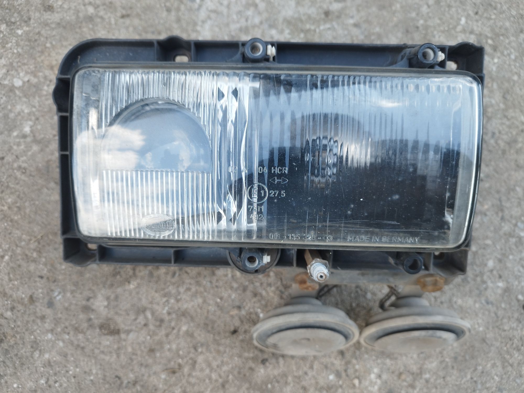 Mercedes Econic reflektor prawy