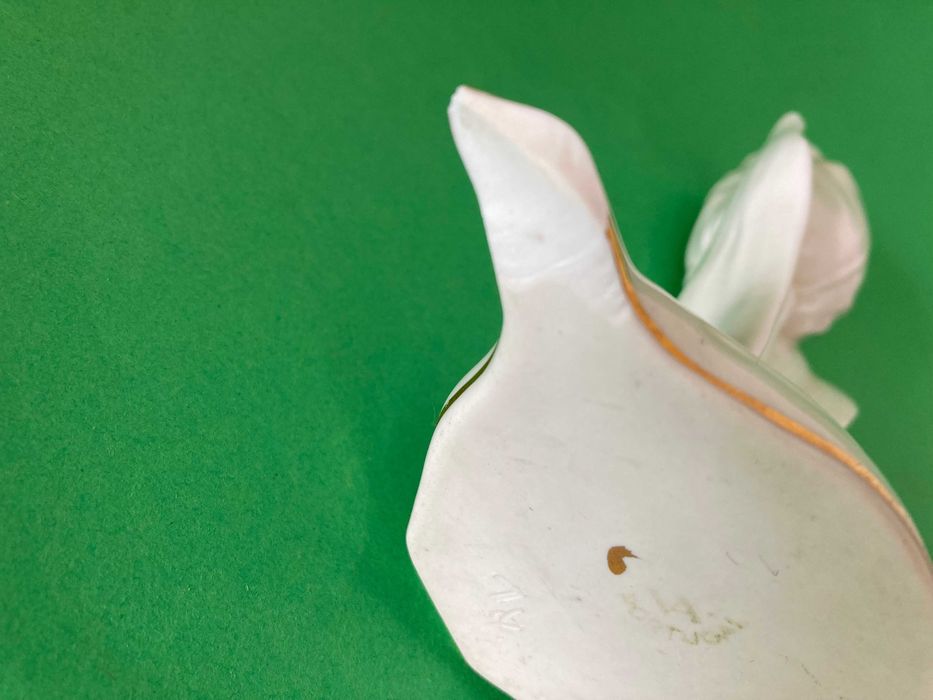 Jarra em porcelana Tulipa da Vista Alegre Antiga