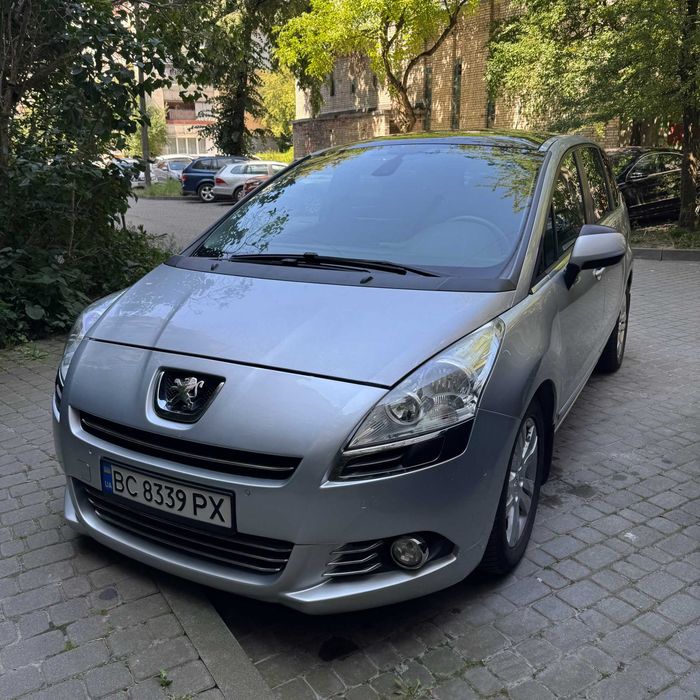 Peugeot 5008 2010