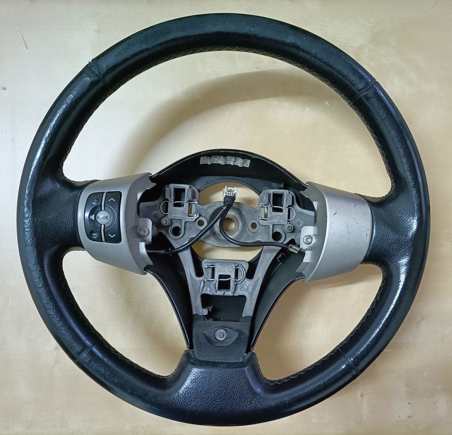 Volante Toyota Yaris