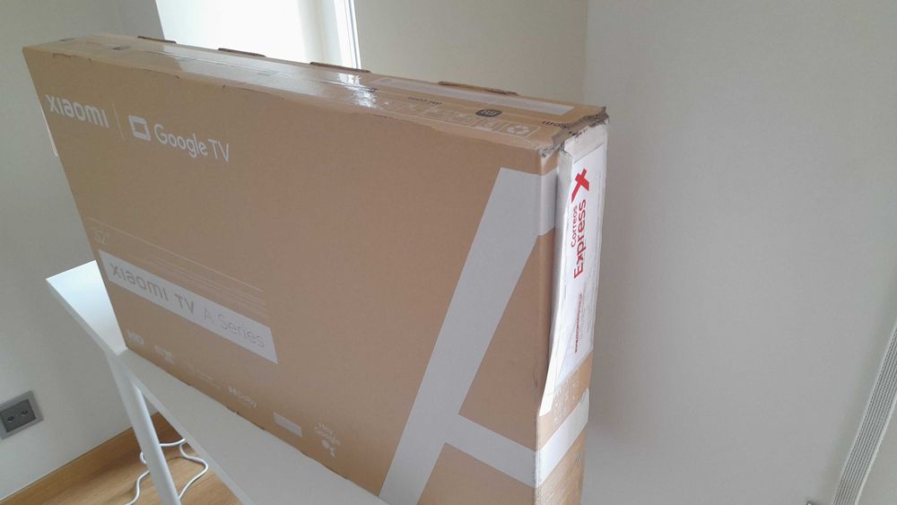 Xiaomi Smart TV HD de 32 pol. Google TV com Android -- NOVA NA CAIXA