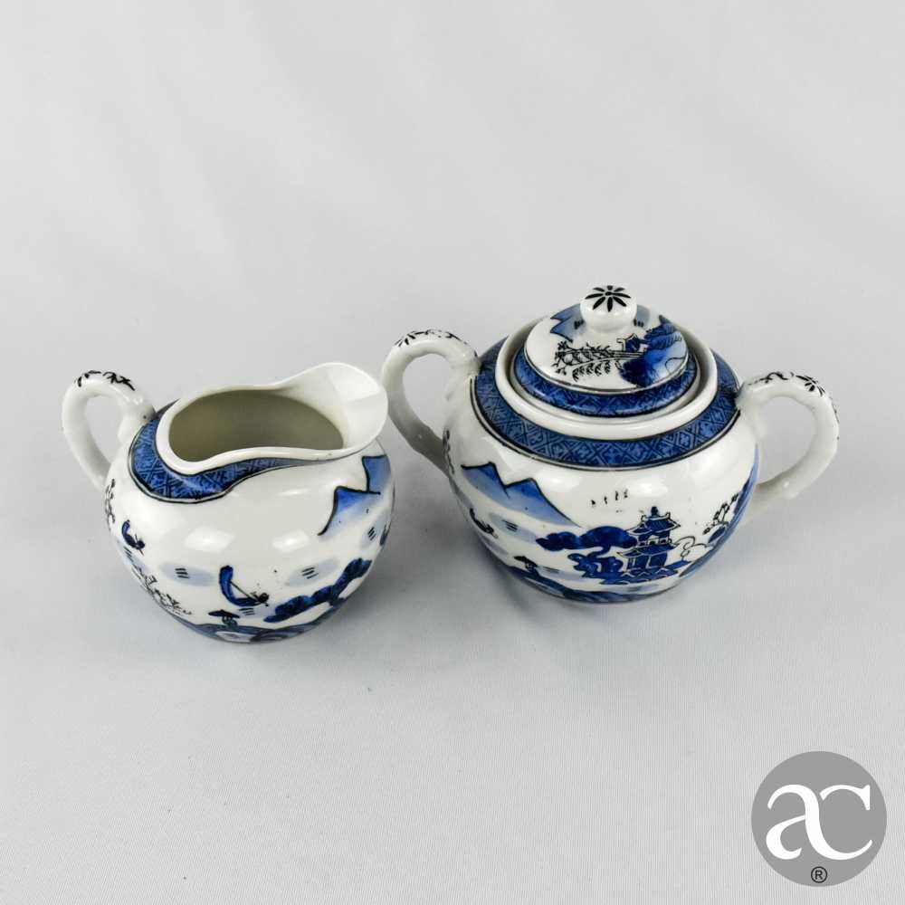 Leiteira e Açucareiro porcelana da China, decoração Cantão, circa 1970