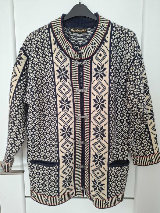 Светер Nordstrikk, оригінал, новий,  ручна робота, комфортний, теплий