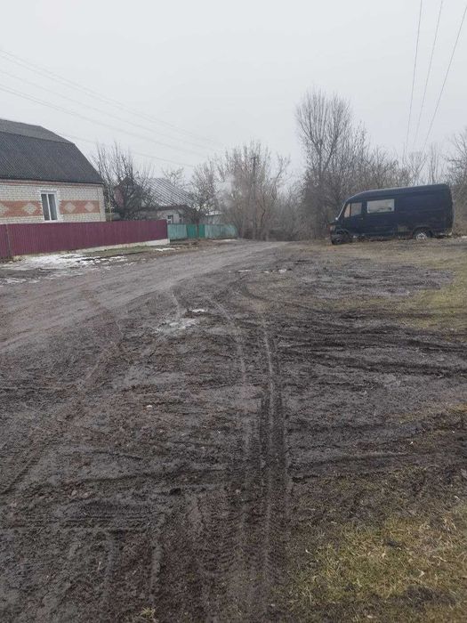 Гараж із земельним участком 25 сот Н