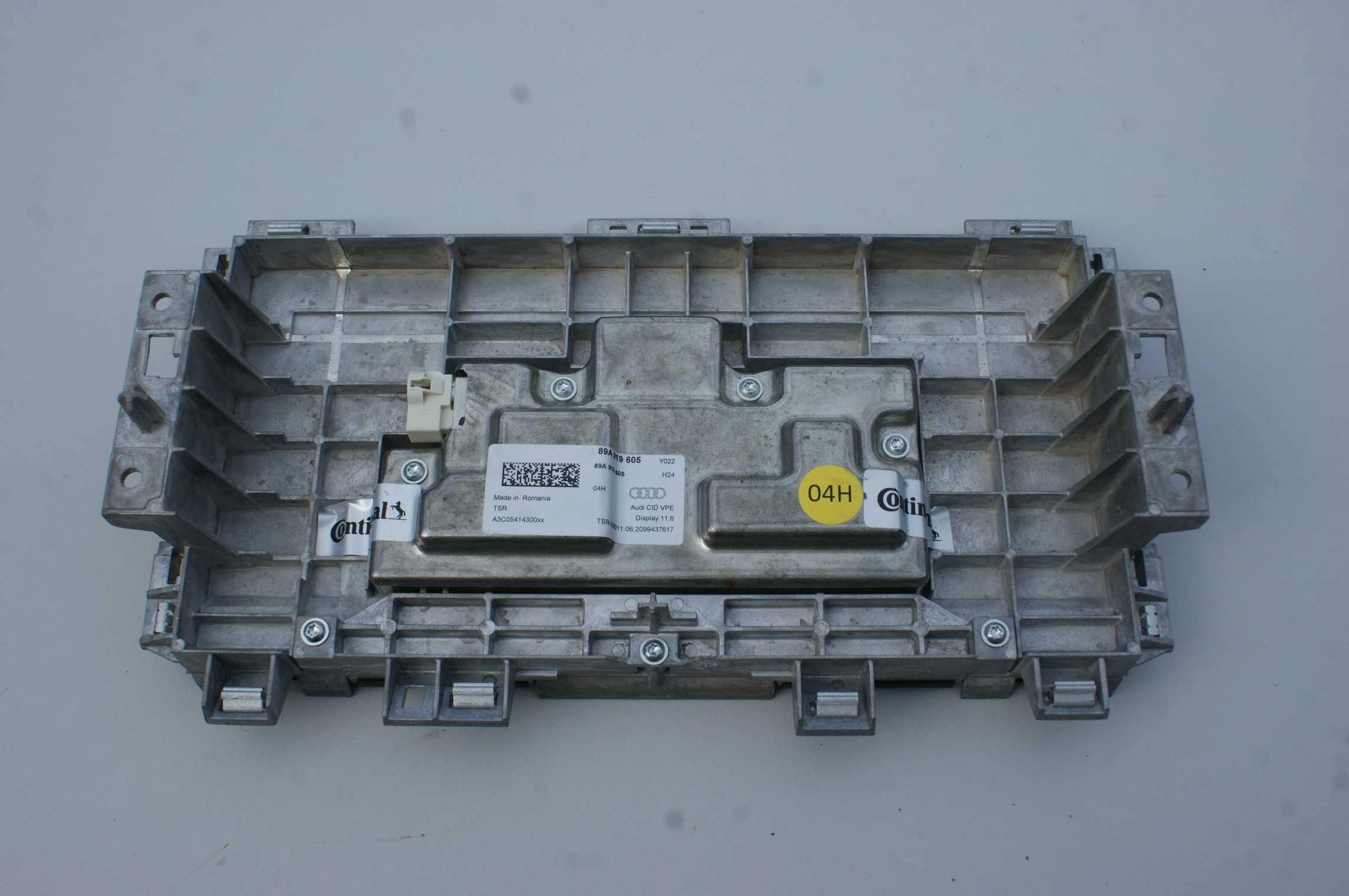 Audi E-Tron GT Q4 Wyświetlacz Ekran Monitor MMI Nawigacja 89A919  605