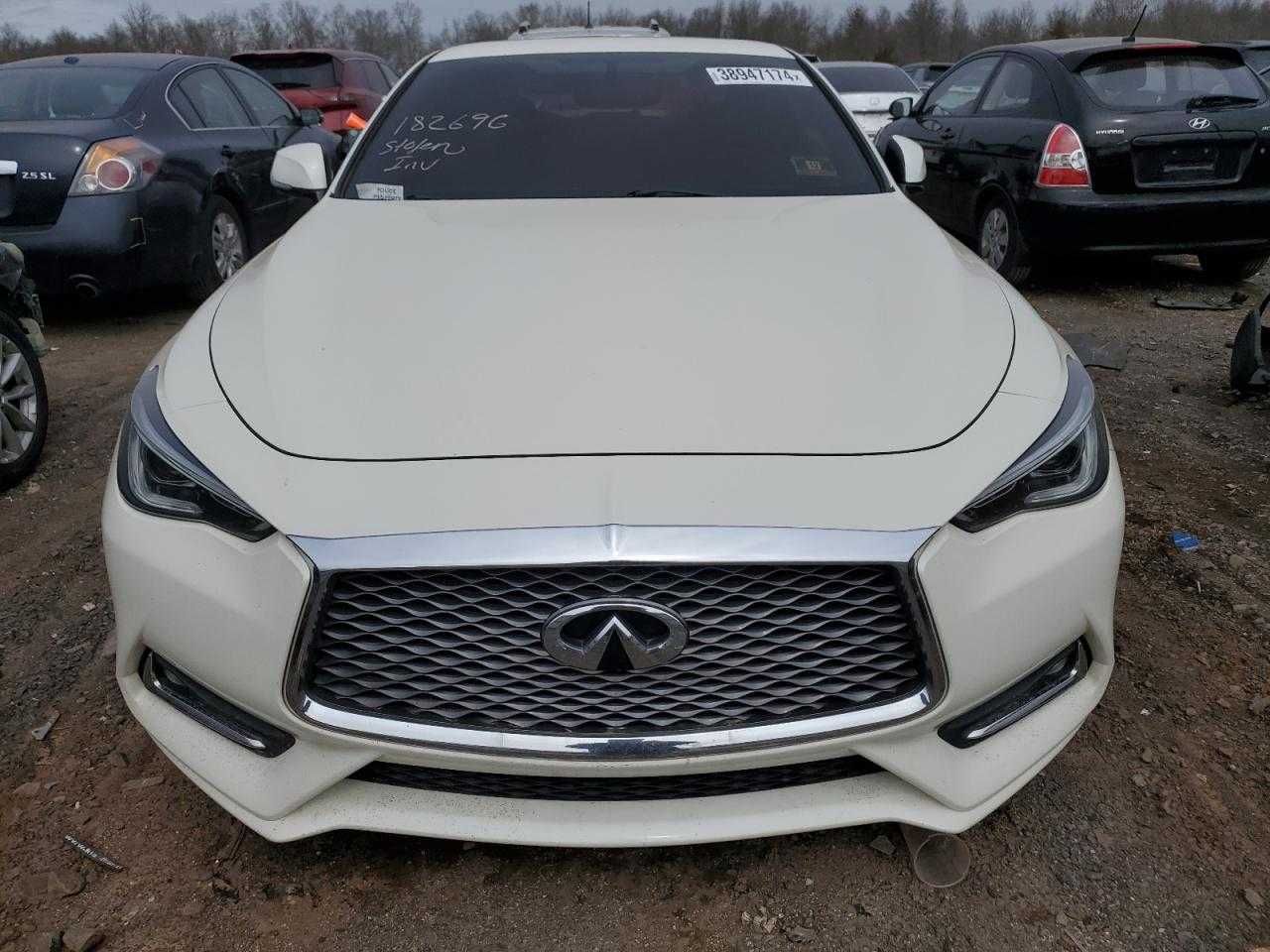 2018 Infiniti Q60 Luxe 300