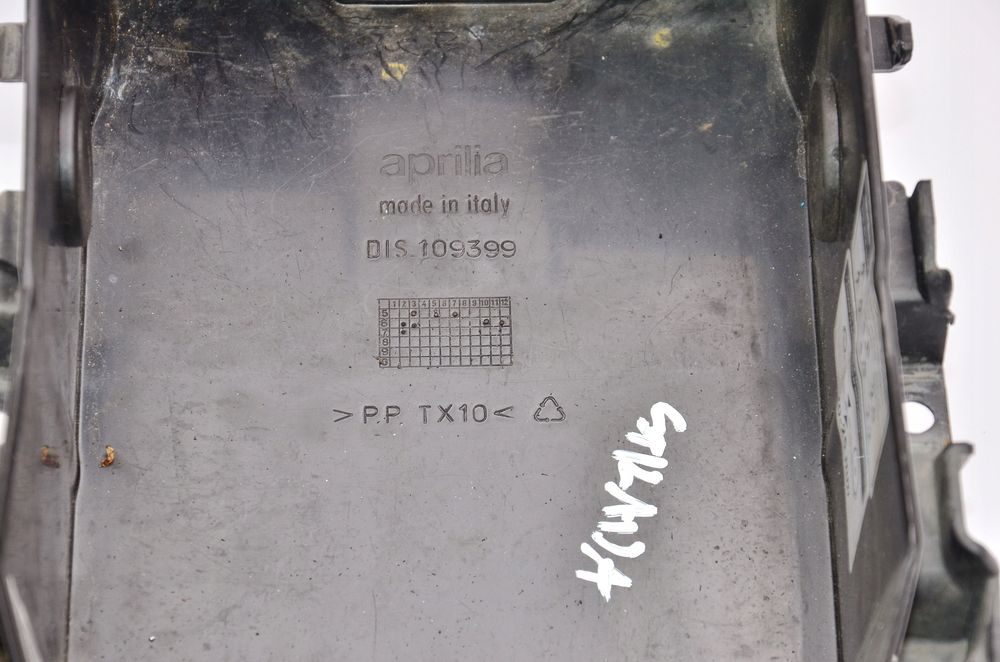 Nadkole Wypełnienie Tył Aprilia Pegaso 660 Strada