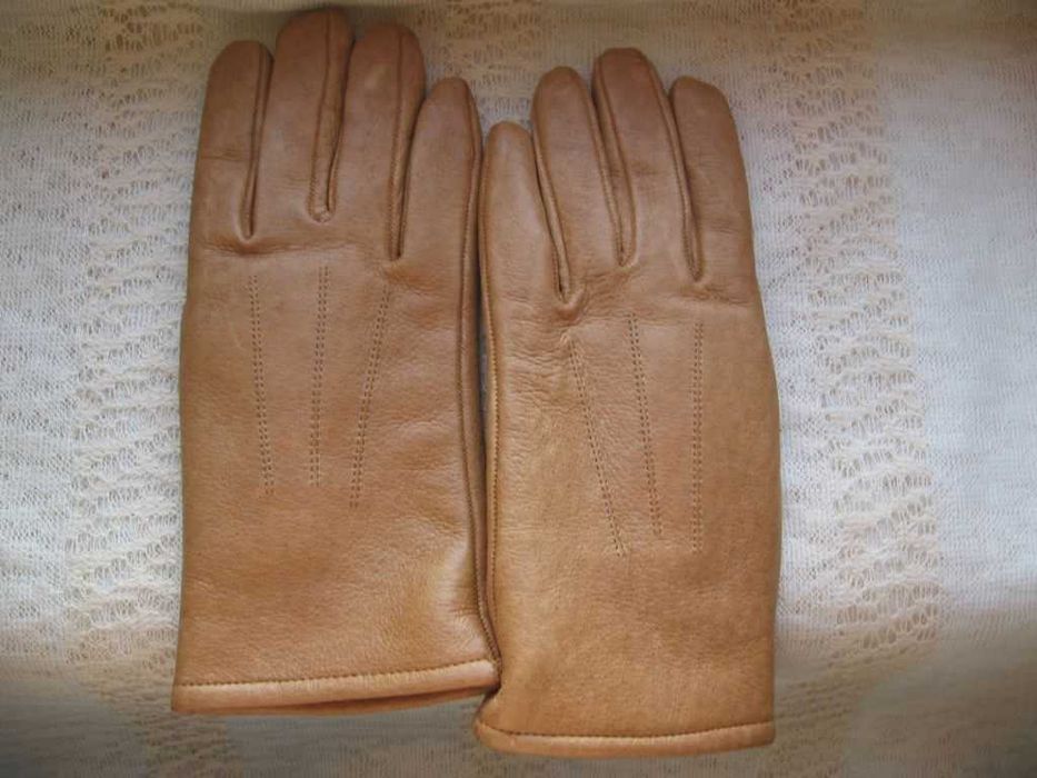 Перчатки кожаные жен. р. 8  ( РУМЫНИЯ)