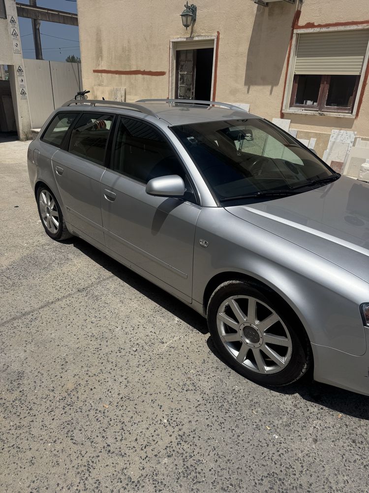Audi A4 S-Line 2.0 TDI 140cv (2005) - Bem Conservado