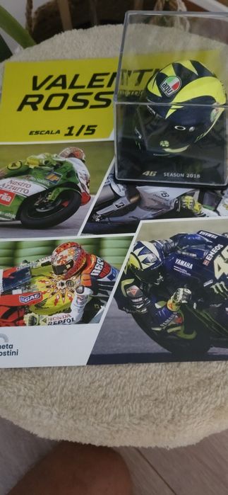Miniatura Capacete Rossi temporada 2018