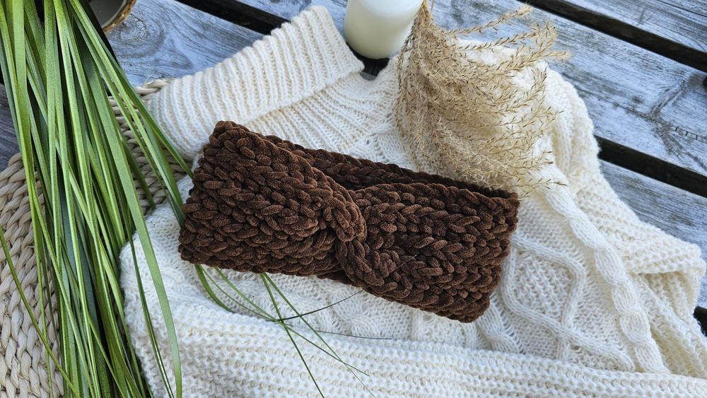 Opaska na szydełku brąz