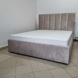 Sypialnia tapicerowana  łóżko sypialniane  z materacem de lux 160x200
