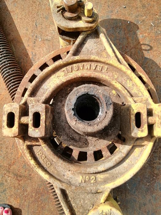 Prensa e fuso marca tramagal