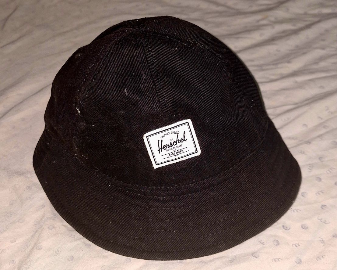 Vendo Gorro e Panamá