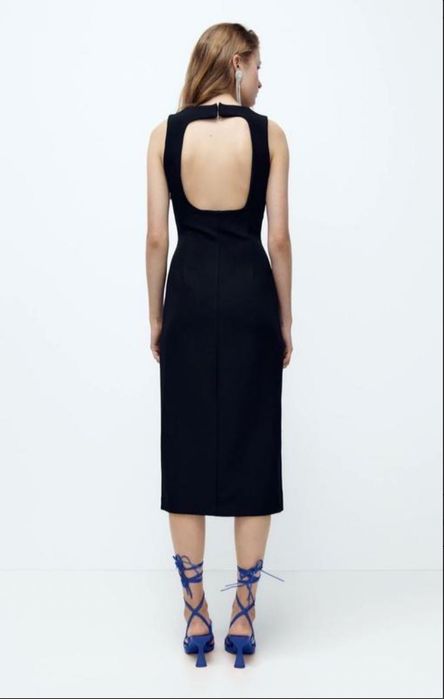 Чорна сукня з відкритою спиною. Zara. Розмір S.