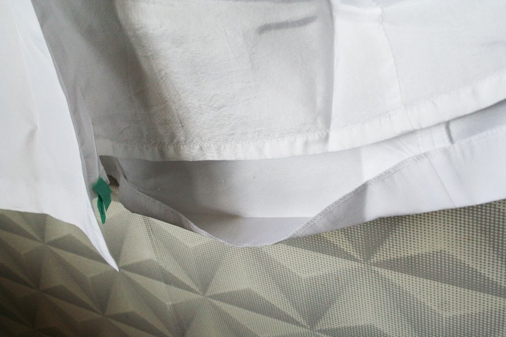 Satynowa suknia ślubna