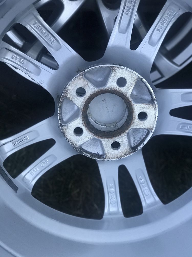 литые диски r17 5\108 Volvo Ford Renault Peugeot Citroen с резиной