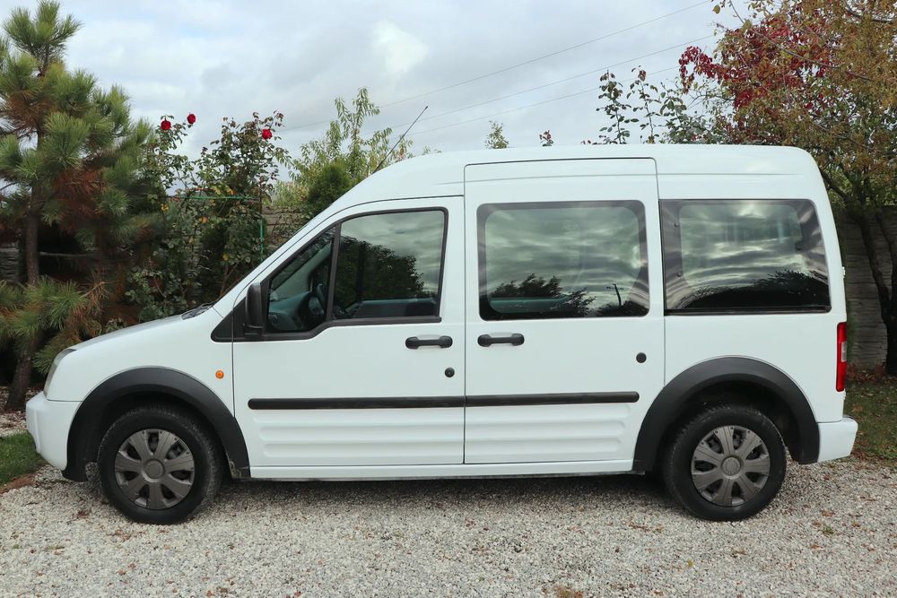 Ford Tourneo Connect ## 1.8TDCi ## LONG 8 osobowy ## Sprowadzony ##