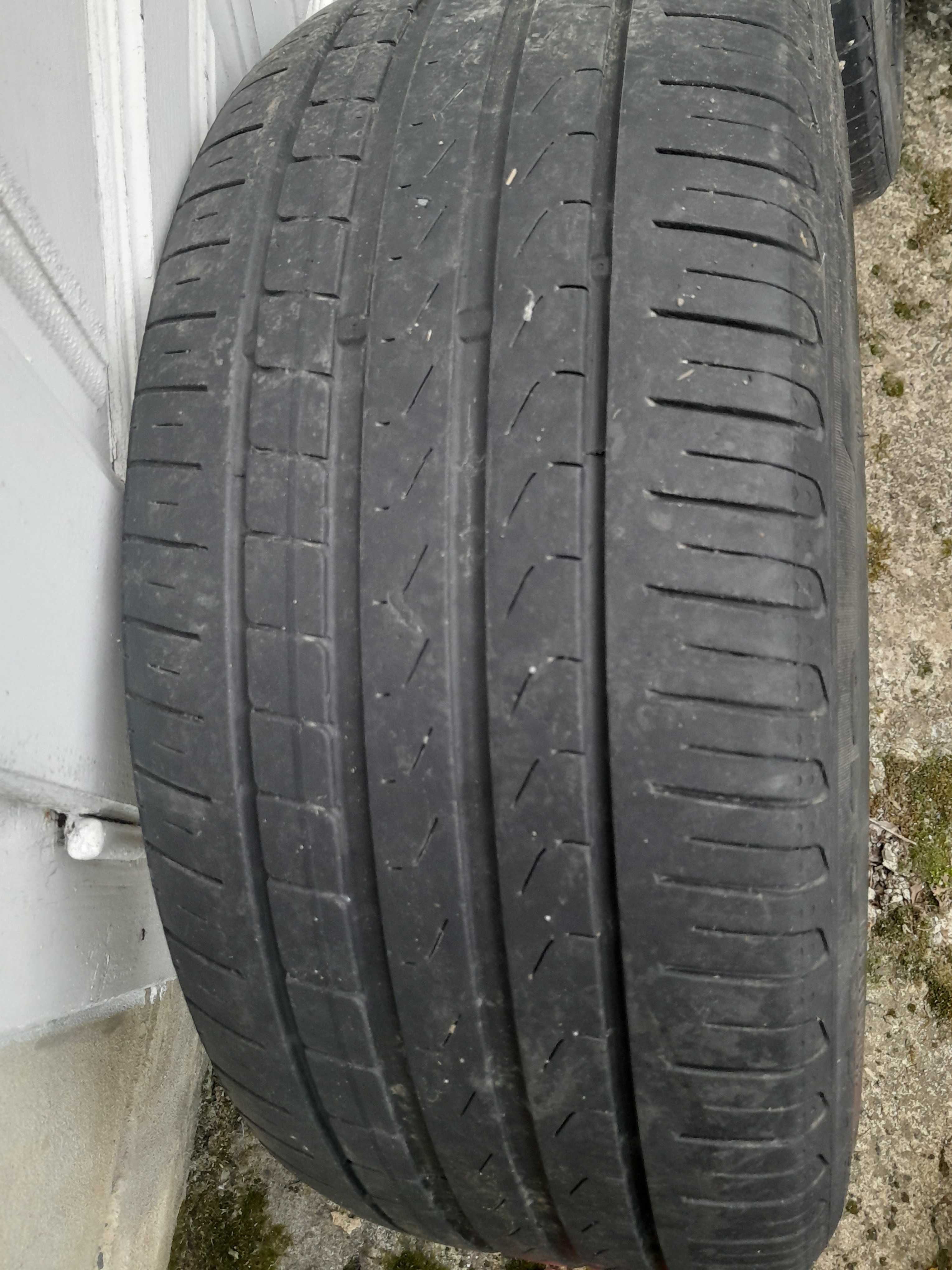 Шини Pirelli 235/40 R19