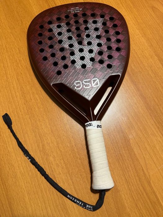 Raqueta de padel Volt 950 com capa
