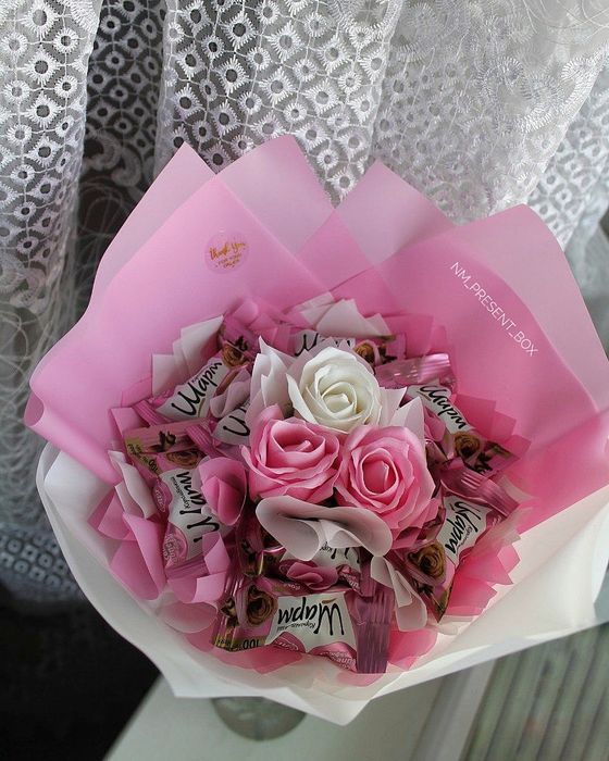 Подарунок ,  букет з цукерок