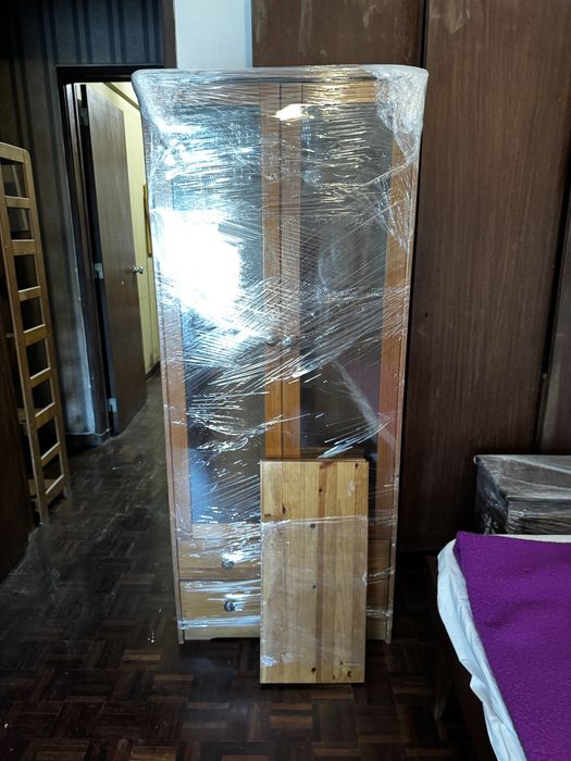 Armário portas vidro