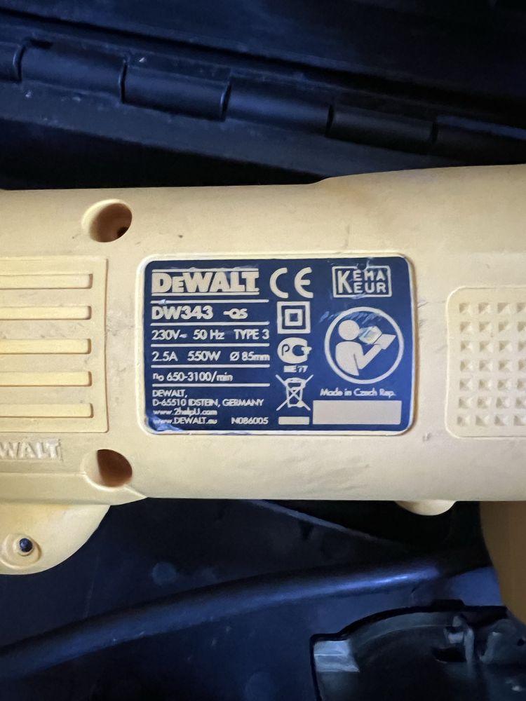 Мережевий  лобзик Dewalt DW 343