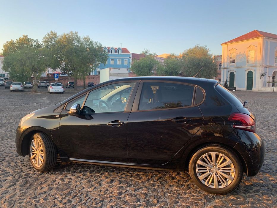 Peugeot 208 puretech 1.2