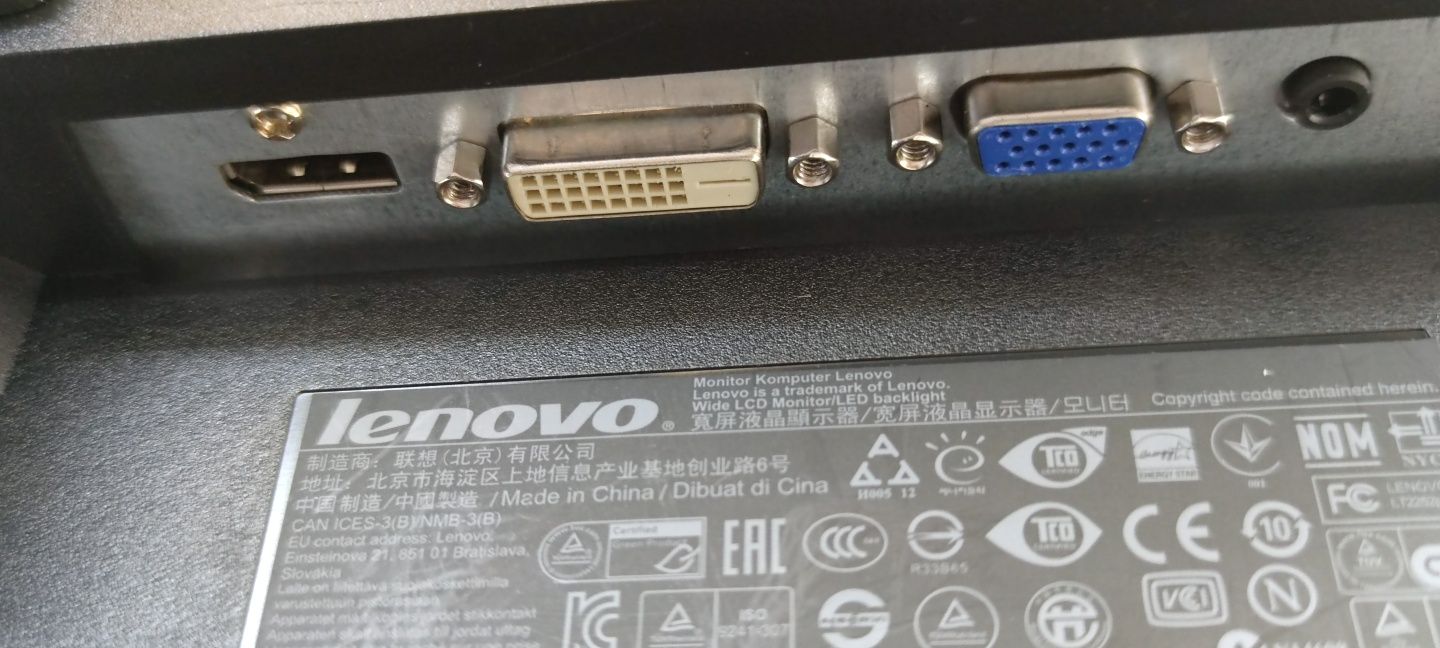 Монитор Lenovo 22" ips б/у