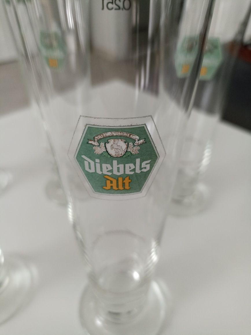 Szklanki do piwa Diebels Alt
