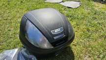Kufer motocyklowy GIVI 37L monolock z płytą