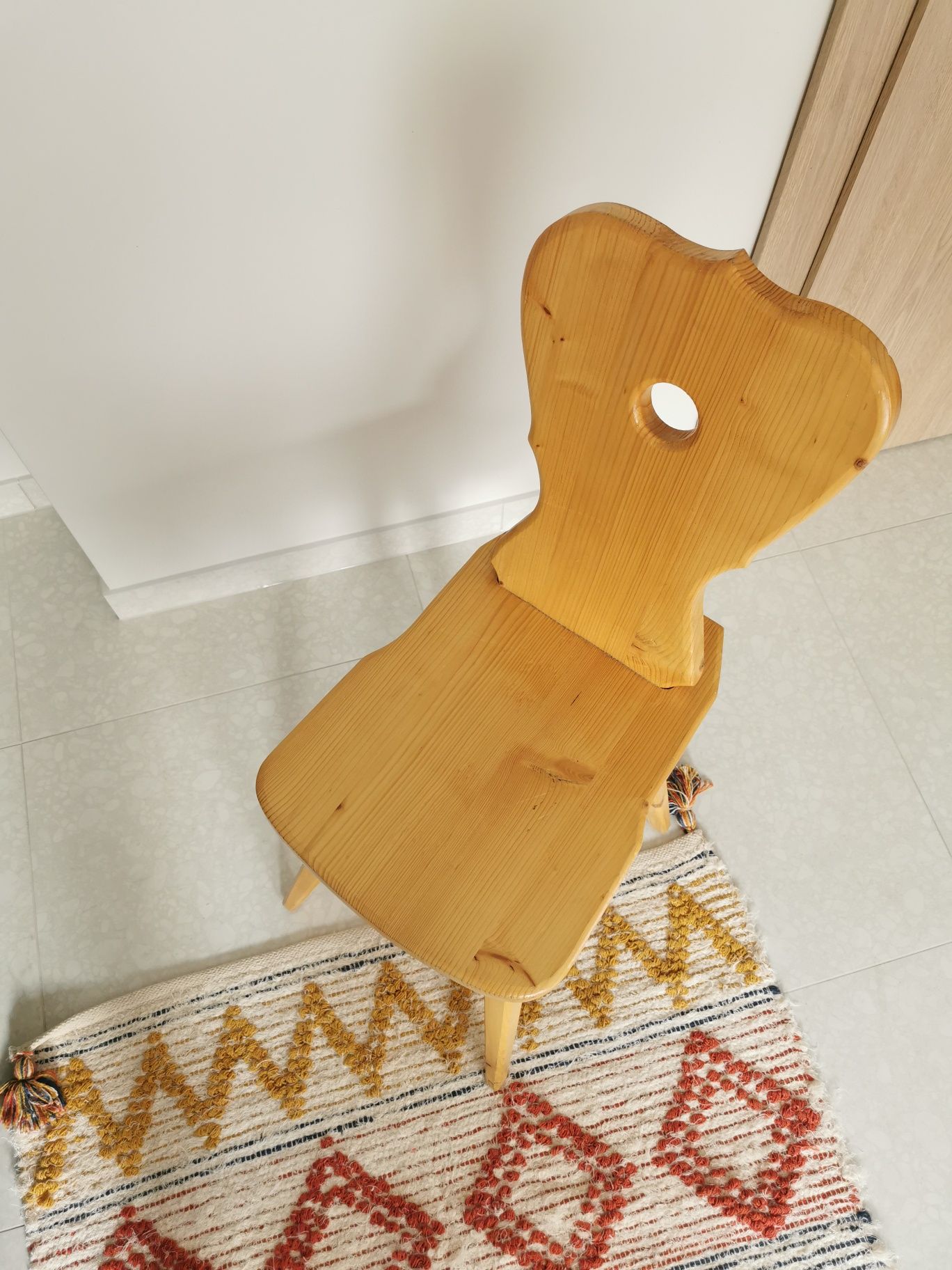 Krzesło lite drewno - zydel podhalański styl