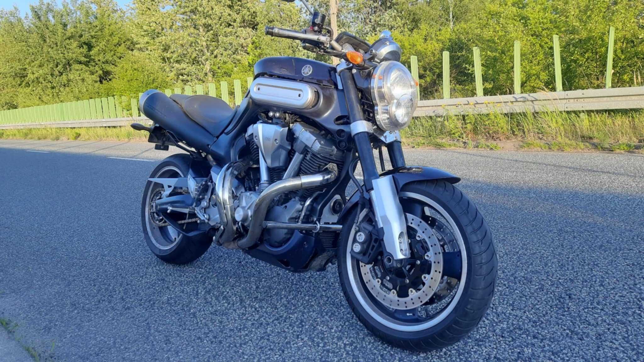 Yamaha MT-01  2006