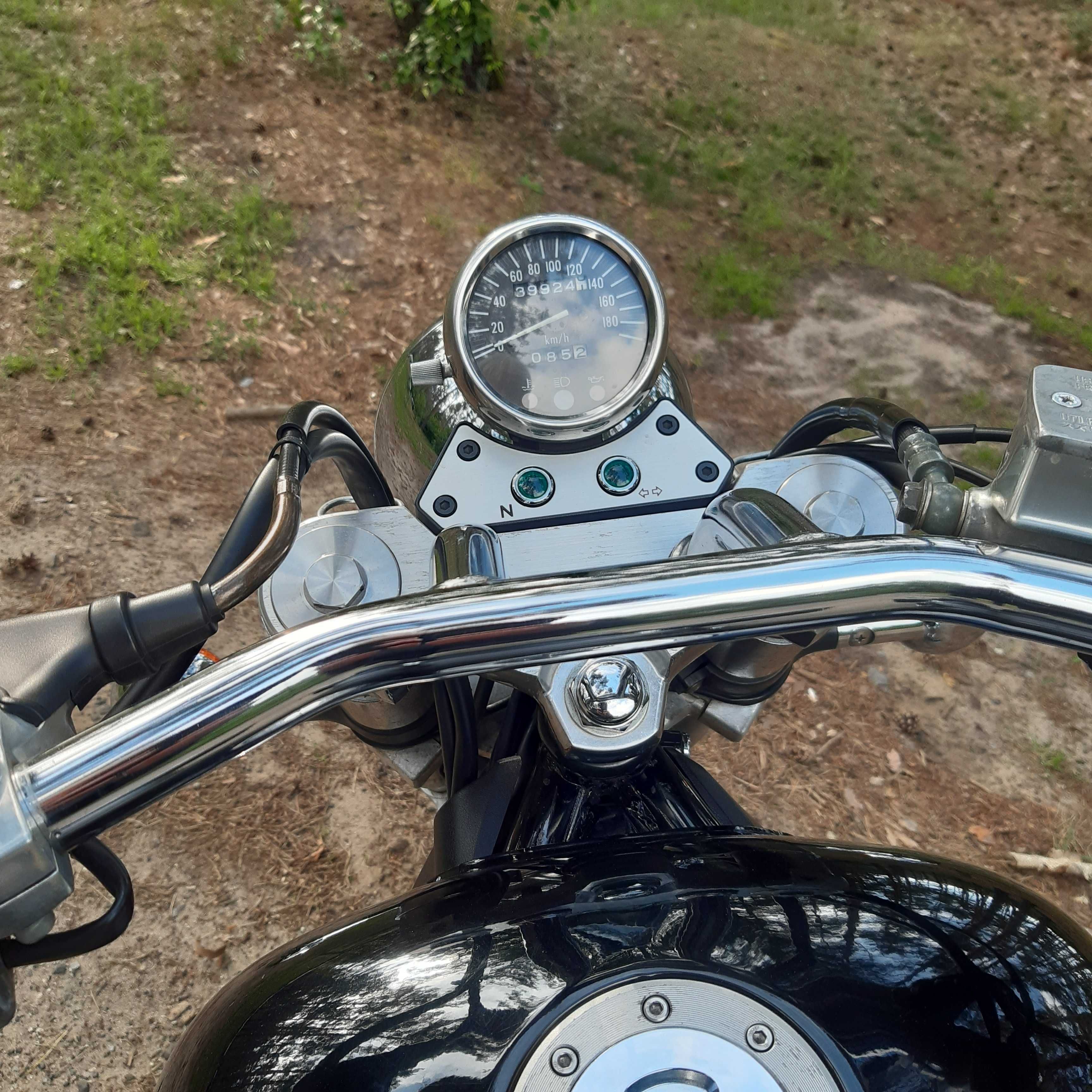 Suzuki vz 800 Marauder