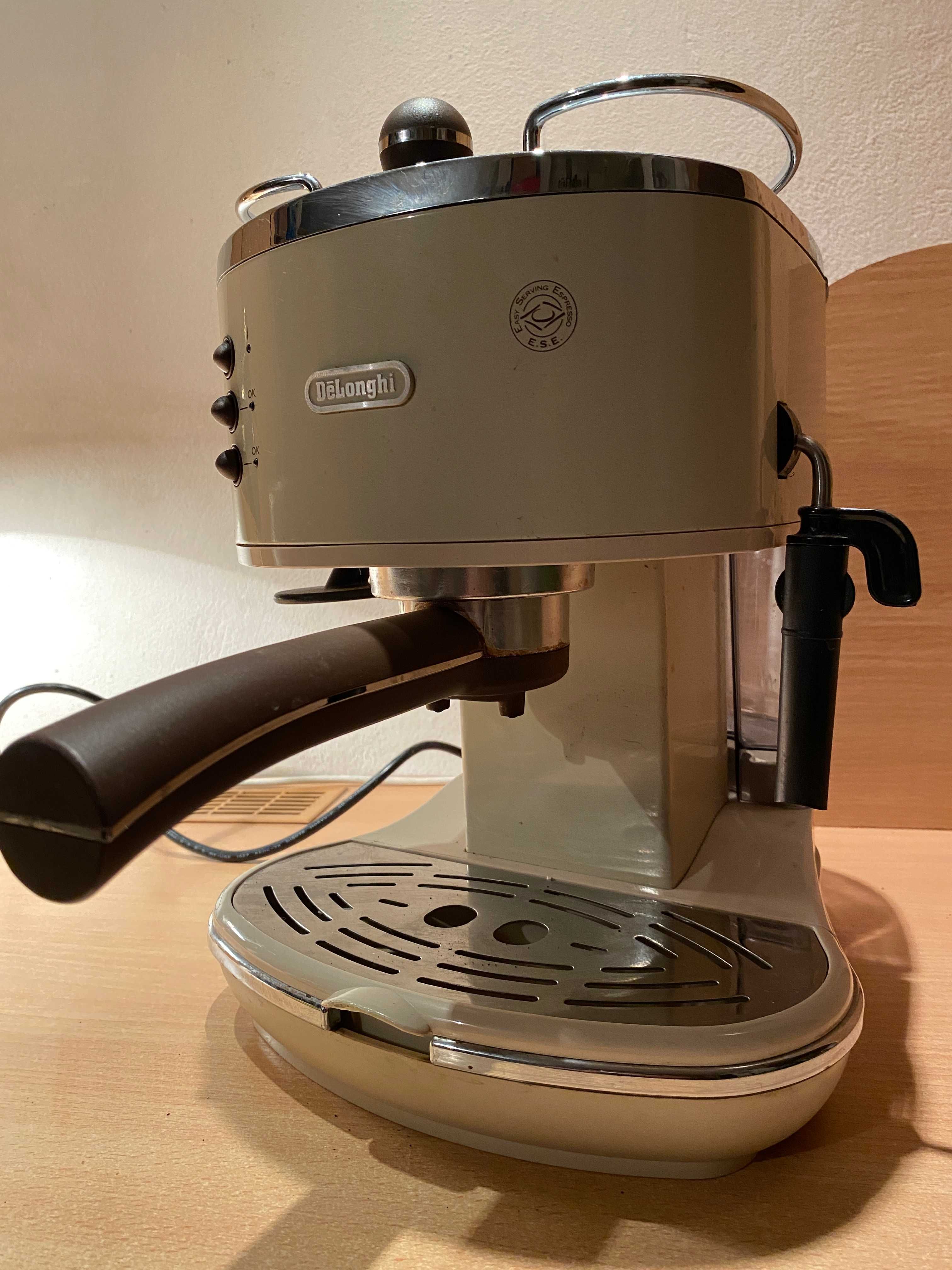 Ekspres kolbowy De'Longhi Icona Vintage ECOV 311.BG - stan jak nowy