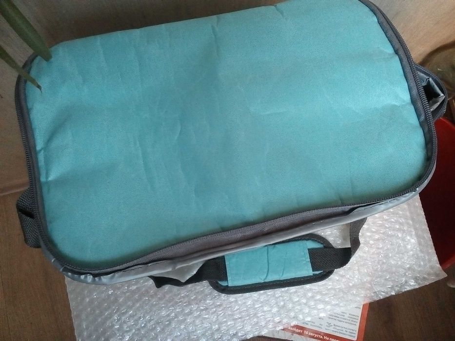 термосумка голубая с плечевым ремнём